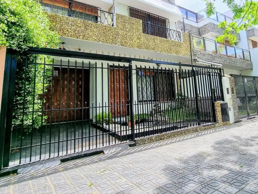 CASA 4 AMBIENTES VENTA VILLA DEL PARQUE