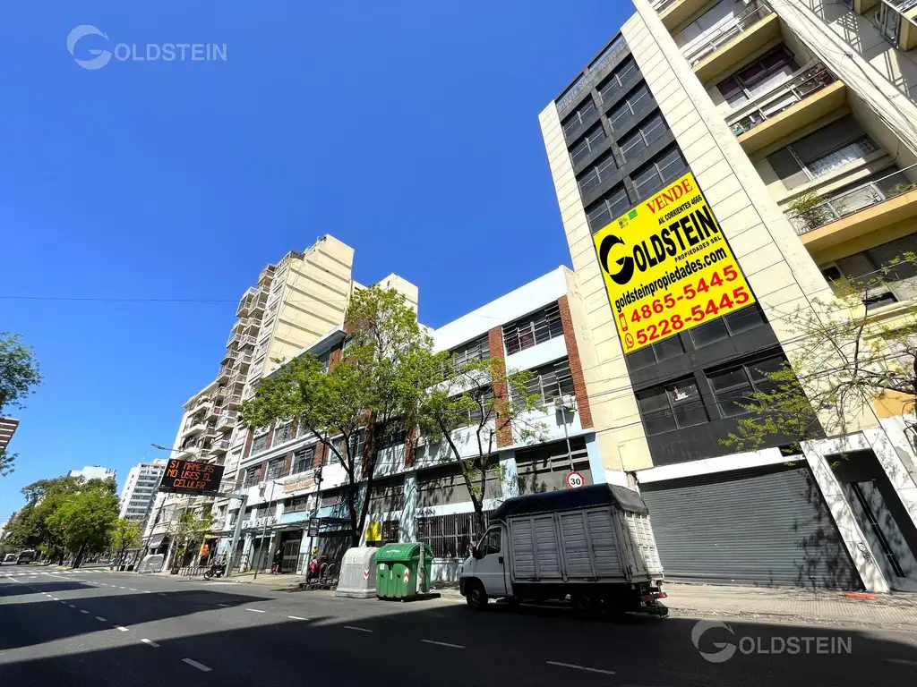 Edificio Comercial en Balvanera