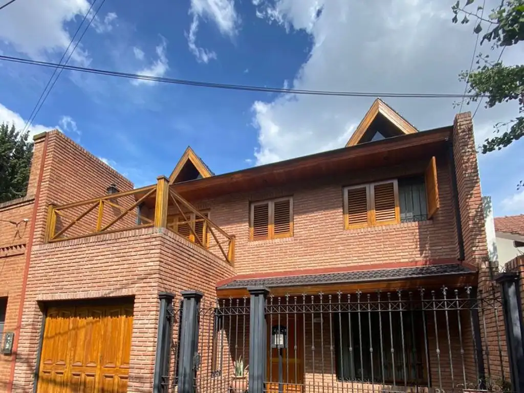 Casa - Venta - Argentina, Tres de Febrero - SAN CARLOS - (3F) 1508