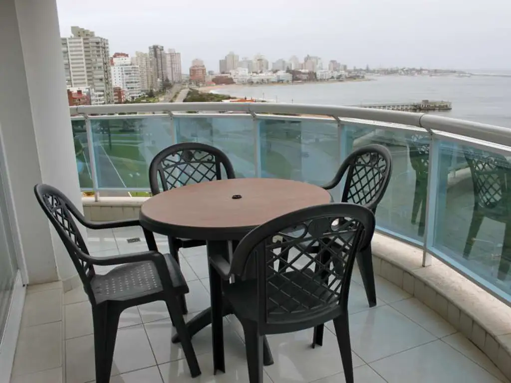 Alquiler de Apartamento en MILLENIUM TOWER de 3 DORMITORIOS