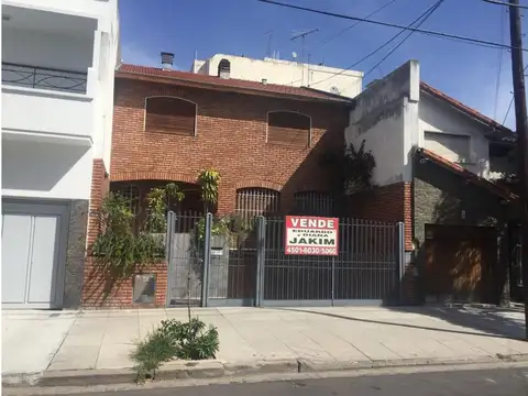 Casa en venta en Asuncion 3300 3300 - Villa Devoto - Adinco