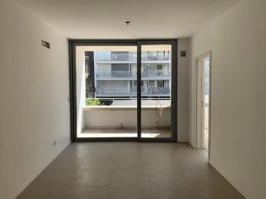 Departamento 2 ambientes en venta en San Martín centro