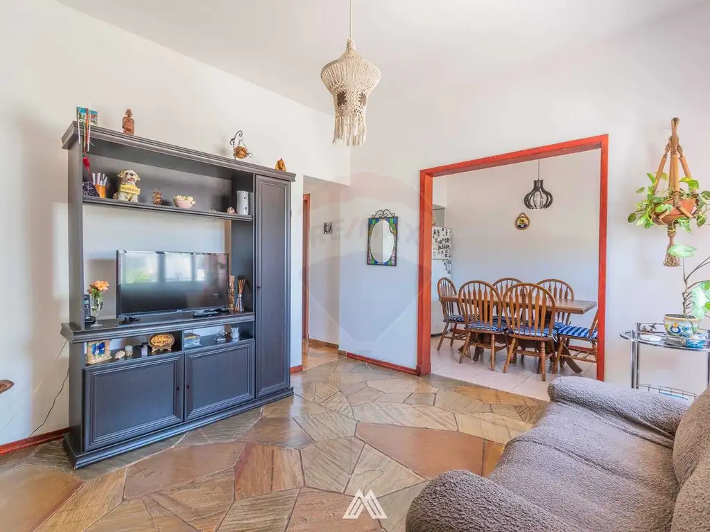 Venta Casa + Apto + garaje en Padrón Único La Teja