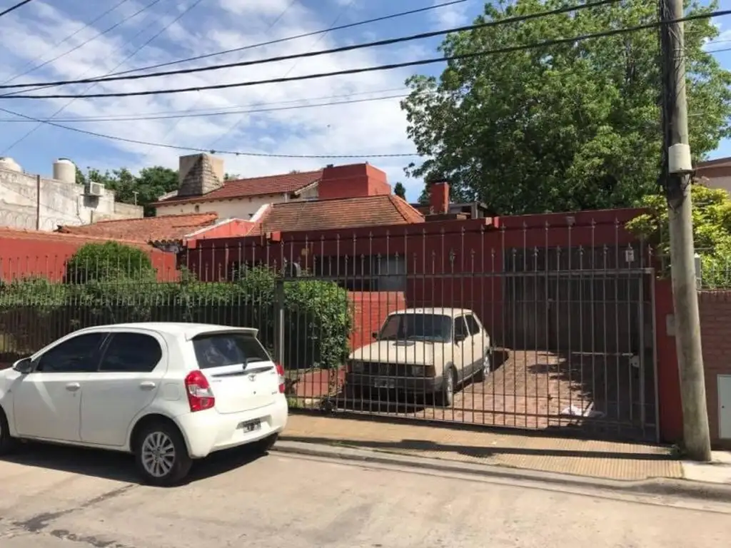 Casa - Venta - Argentina, Morón - vicente casares 500