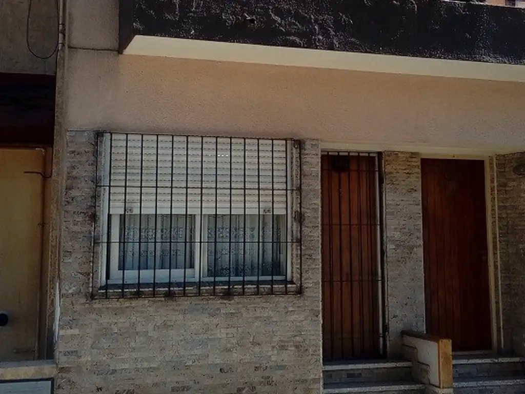 OPORTUNIDAD  RETASADO  REGIO DUPLEX EN VENTA A 2 CUADRAS DEL MAR