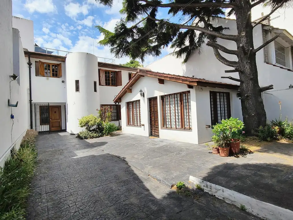 Venta Casa de 5 Ambientes en Chauvin Mar del Plata Precio de Oportunidad