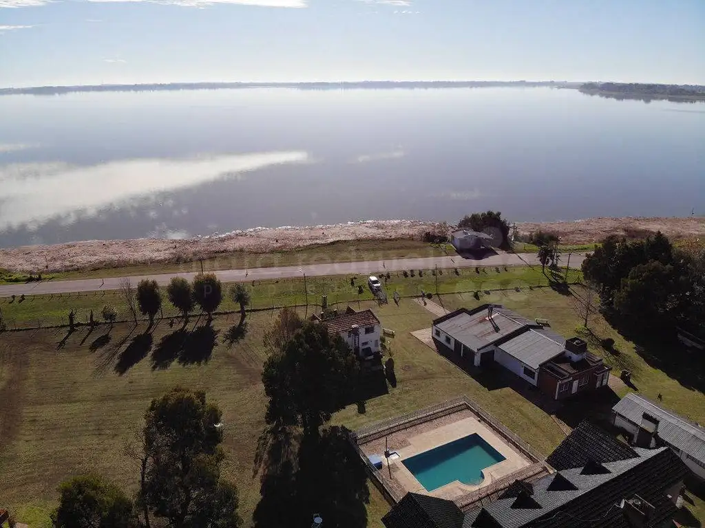 COMPLEJO TURÍSTICO EN CHASCOMUS