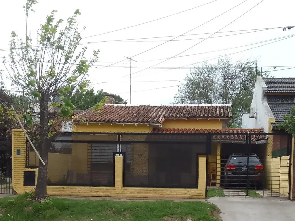 Terreno en   Venta de 10 x 26  s/Avenida Ideal Comercio o PHS