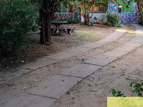 Casa en venta de 3 dormitorios c/ cochera en El Trapiche