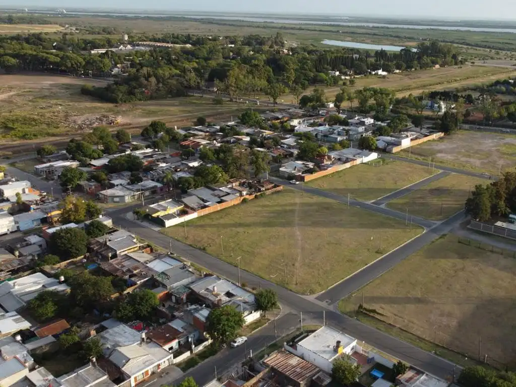 Terreno en Av. Illia  (primera manzana)