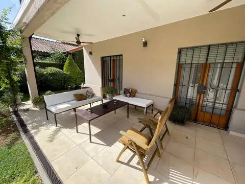 Casa en Alquiler - 7 ambientes -
