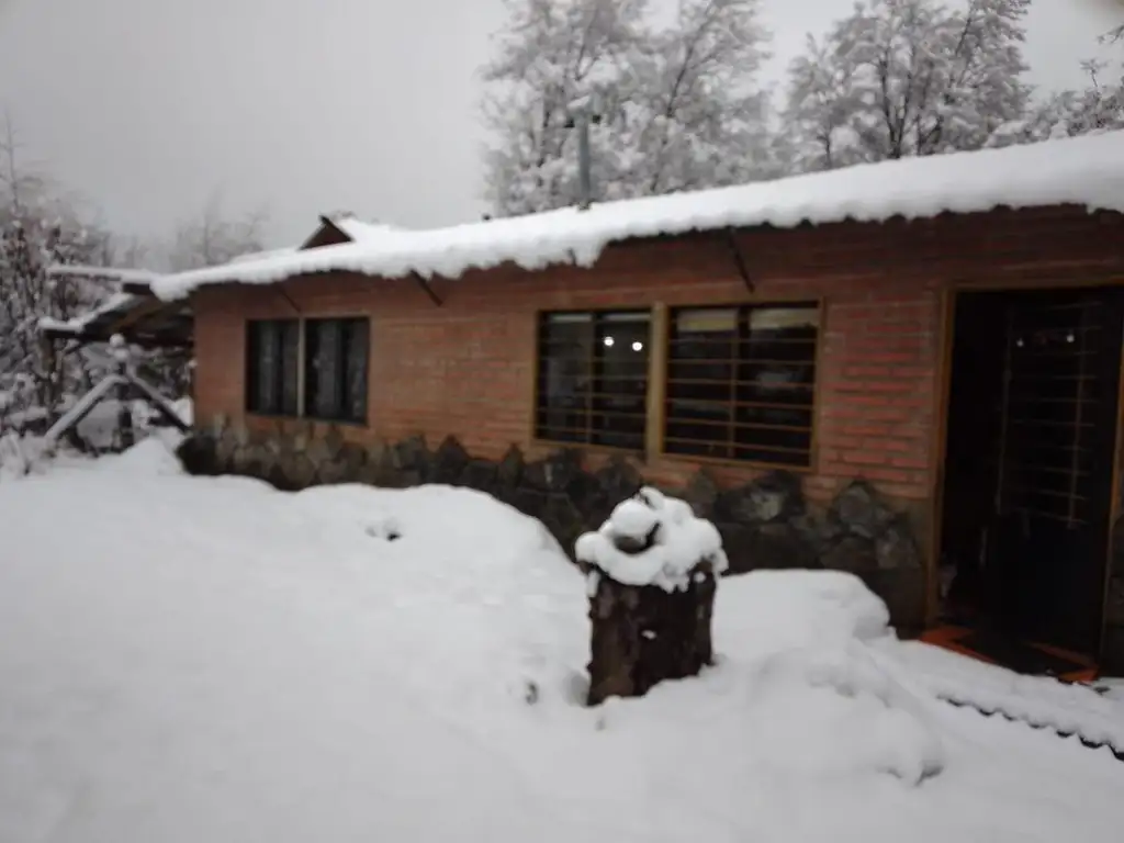 Casa en venta - 2 dormitorios 1 baño - 75mts2  - Bariloche