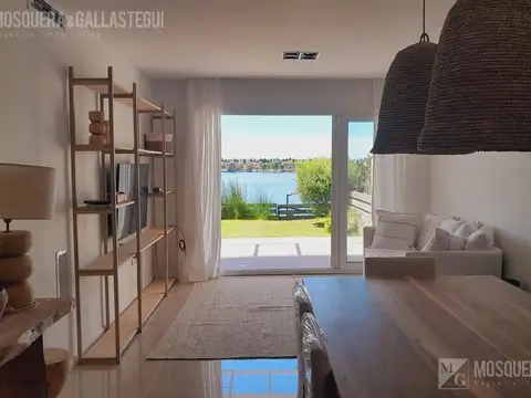 Único departamento 3 ambientes con jardín salida directa a la mejor laguna de villanueva