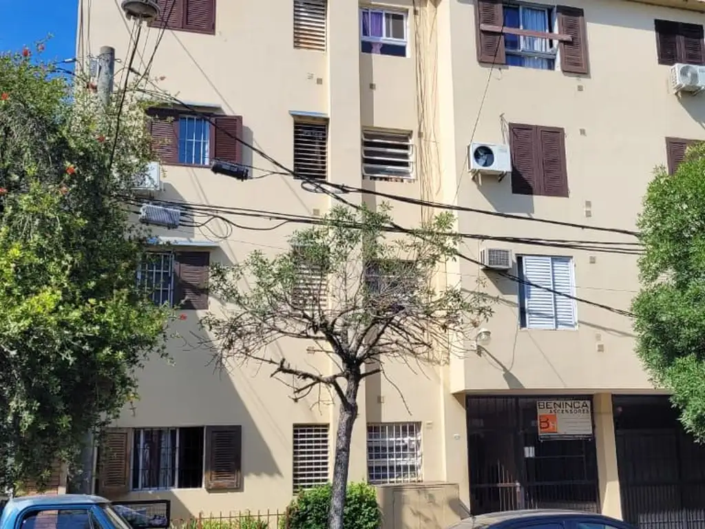 VENTA DEPARTAMENTO 2 DORMITORIOS CON COCHERA - SANTA FE