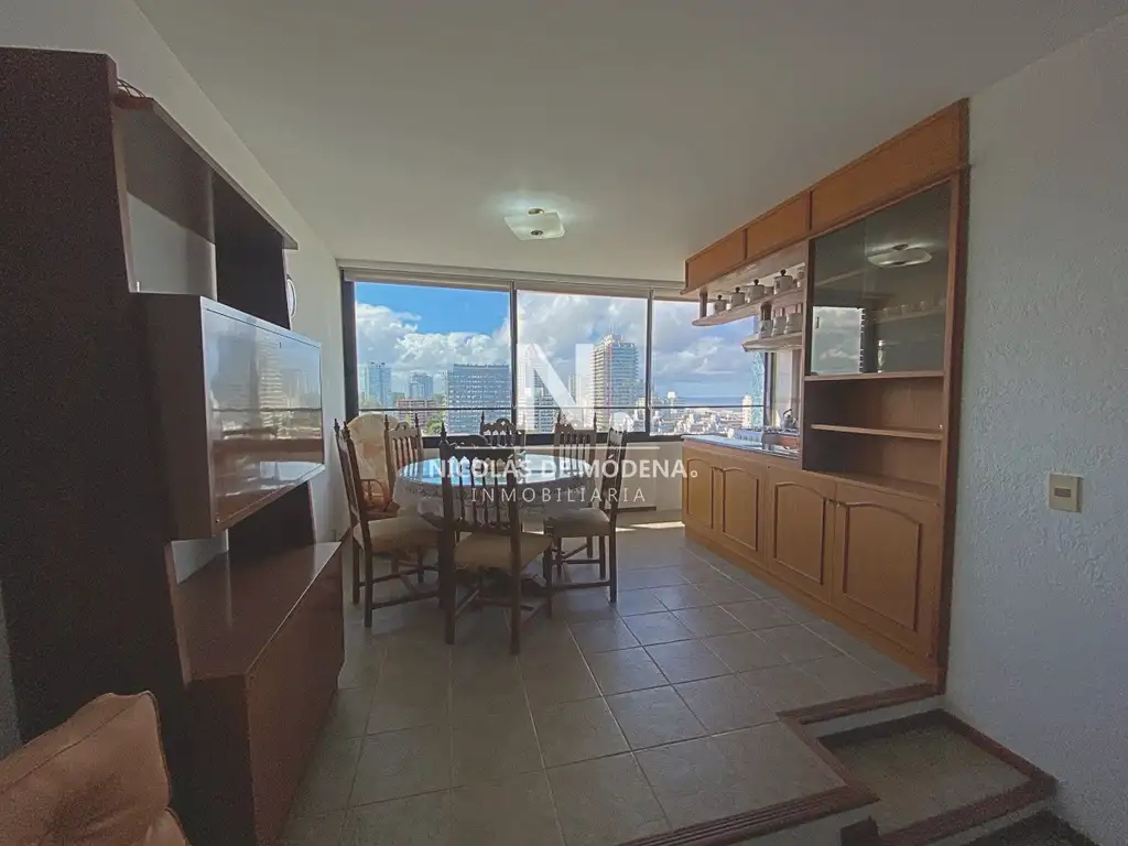 Apartamento de 2 dormitorios en venta Punta del Este