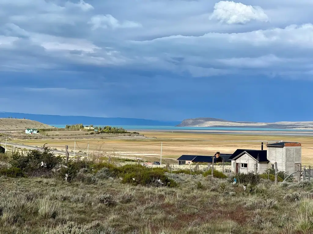 Parcela con vista al Lago Argentino en Punta Soberana