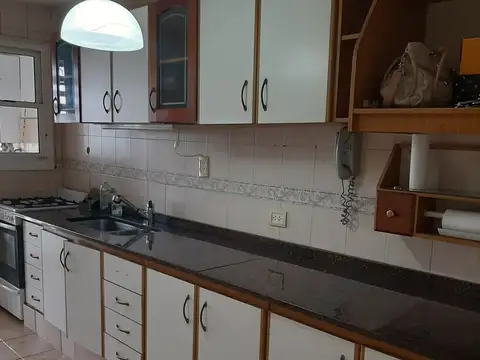 Alquiler Departamento 3 ambientes, Ladines al 2500, Villa Pueyrredon