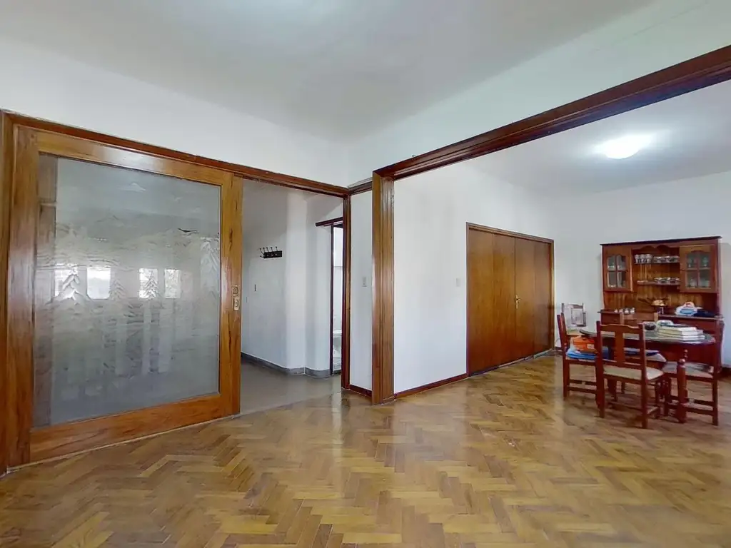 CASA 8.66 X 54.73 MAS GALPÓN EN VENTA EN CABALLITO