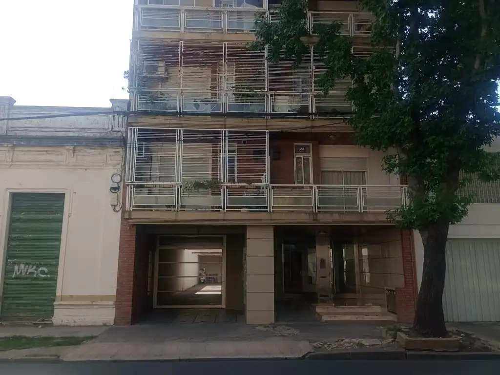 SAN MARTIN AL 2200 ALQUILER DEPARTAMENTO 2 DORMITORIOS CON COCHERA EN ROSARIO