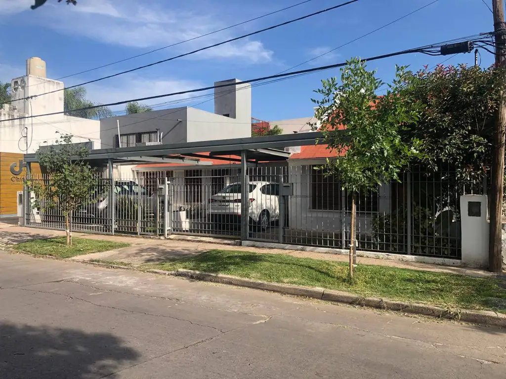 Venta de Casa Apto Credito en Barrio Tablada Park de 3 dormitorios