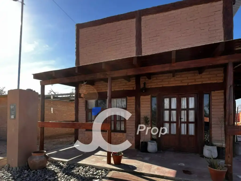 Hermosa casa rústica tipo loft en Cafayate, Urbanización Pueblo Nuevo