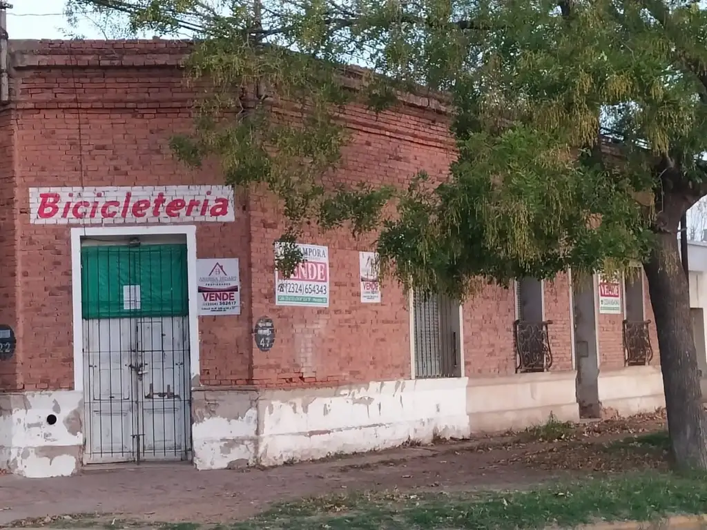 IMPONENTE ESQUINA EN VENTA