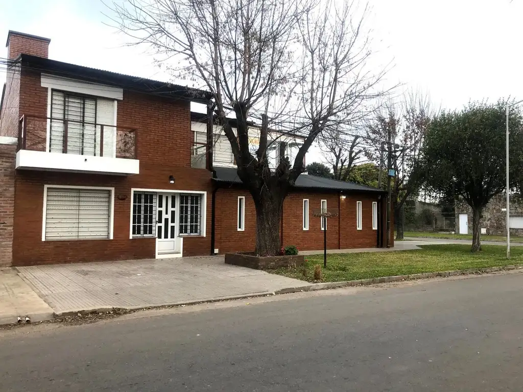 Vivienda apta familia numerosa, impecable!