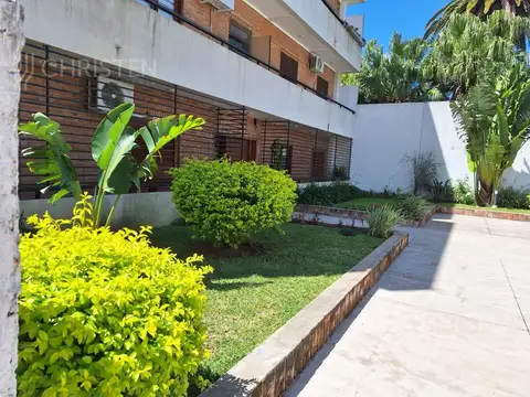 Venta departamento 2 habitaciones y patio en Reconquista Santa Fe