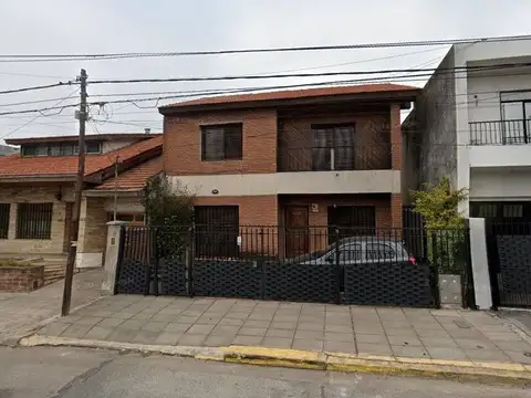 VENTA DE CASA DE 4 AMB