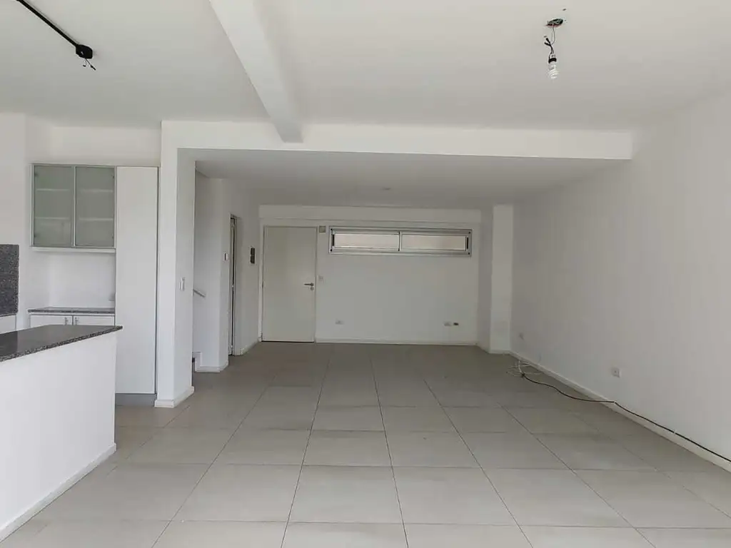 Departamento Dúplex  en Alquiler en Beccar Central, Beccar, San Isidro