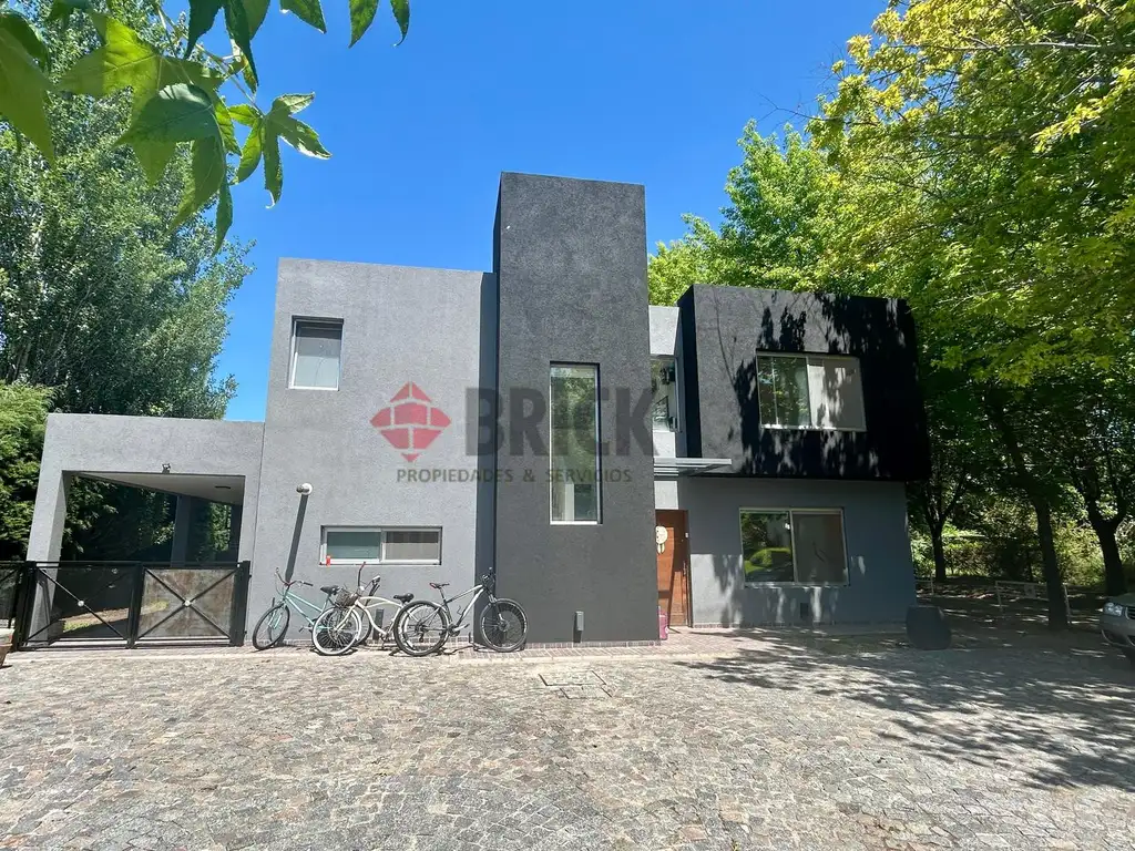 Casa en Barrio Cerrado Villa Rosa