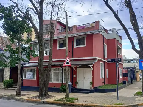 Casa en venta 5 ambientes en Vicente Lopez