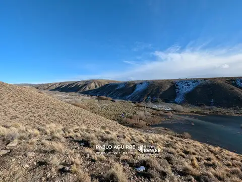 Campo con costa en Embalse Alicura