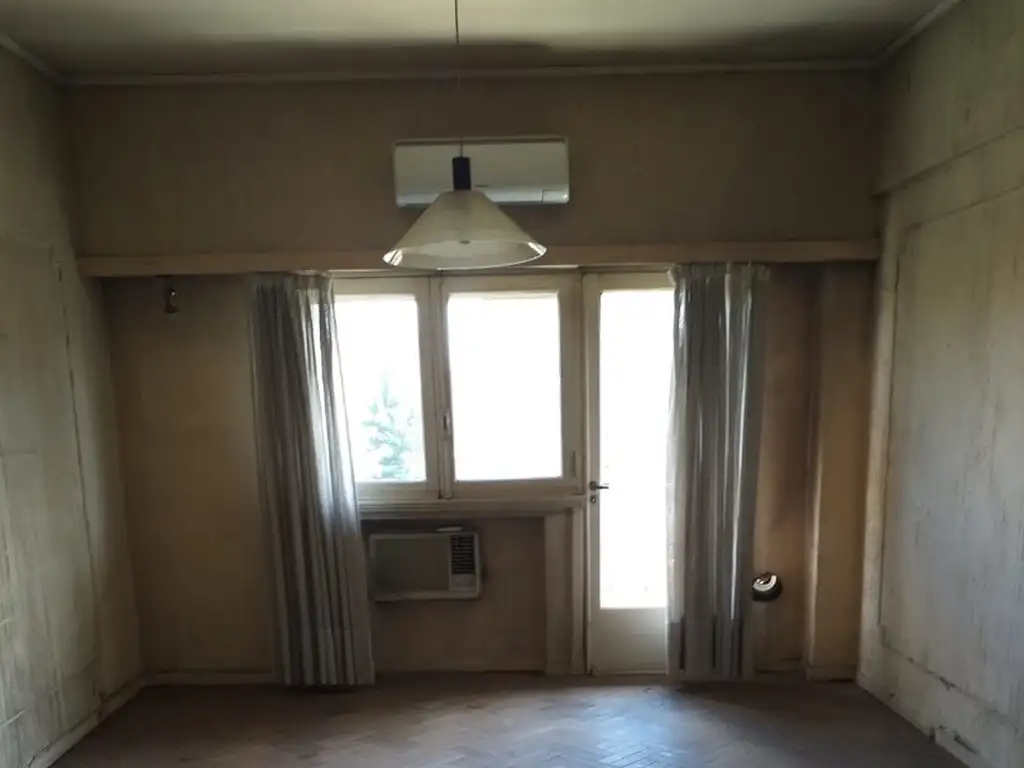Departamento en Venta - 4 ambientes - USD 137.000