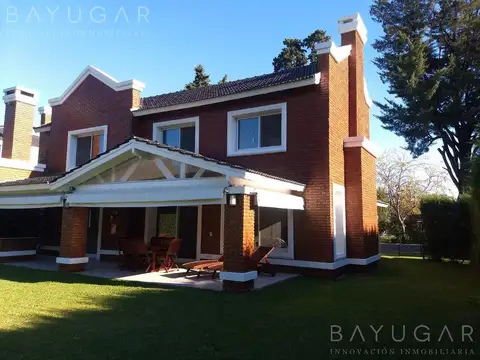 Venta - Importante Casa en Pilar, Barrio Sausalito - Bayugar Negocios inmobiliarios - Foto 0