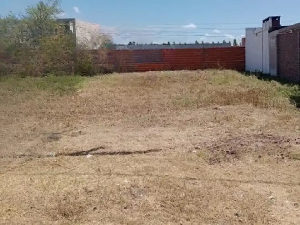 VENTA LOTE LOS LAPACHOS PEREZ