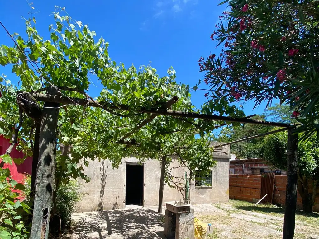 TERRENO EN VENTA EN SAN VICENTE CASA A RECICLAR