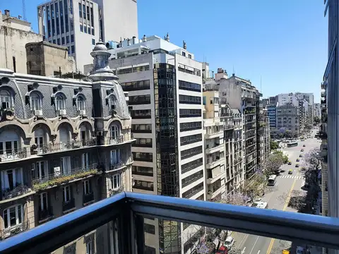 Avenida Santa Fe al 900 - Plaza San Martin