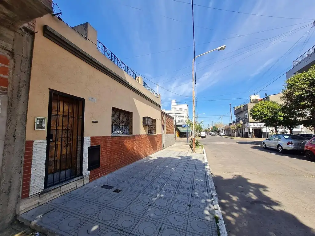 APTA CRÉDITO   CASA 3 DORM C/PATIO Y TRZA, 8,66 X 17,32