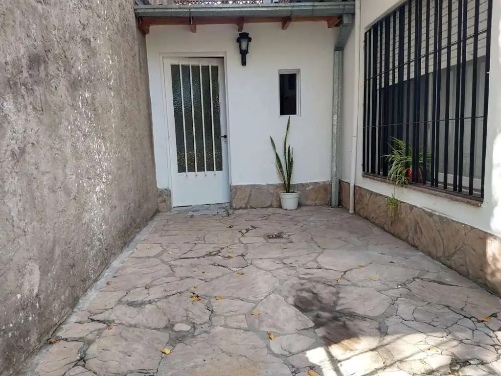 Alquiler Casa tipo PH 2amb sin expensas en planta baja - Libertad 2300 Martinez