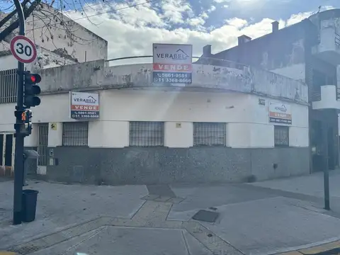 Venta casa Lote propio en Parque Chas