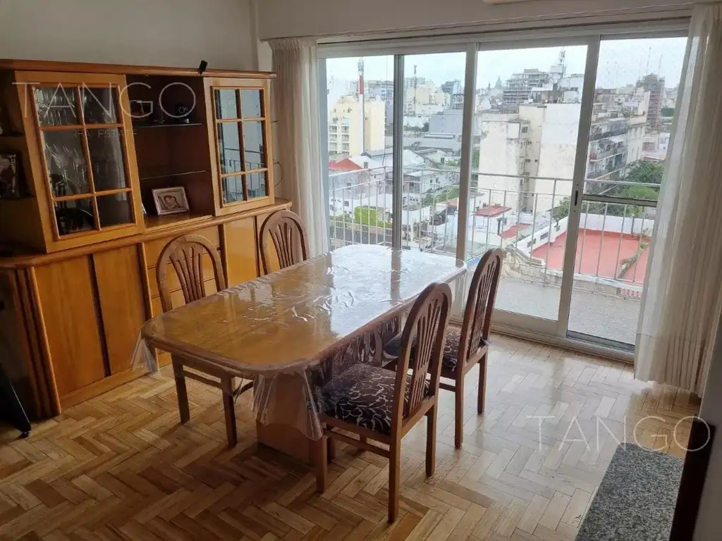 Venta Departamento en Balvanera Cuatro Ambientes Parrilla Baulera