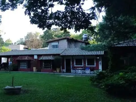 Casa Quinta C/cancha de Padel y Pileta