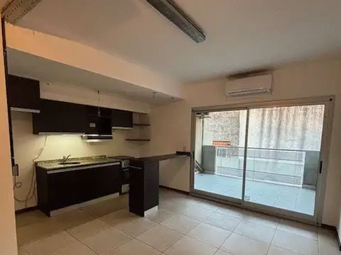 Alquiler 2 Amb Balcón Terraza Juan B Alberdi 3400 Floresta $500.000. -