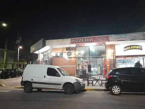 Fondo de Comercio en venta - Pizzería - Cocina - Baño - 25Mts2 - Flores