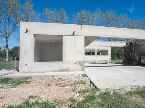 Casa en venta en Villa Elisa - Foto 0