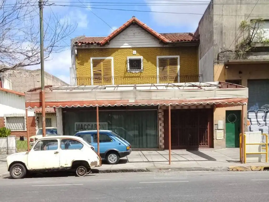 Galpón - Venta - Argentina, Capital Federal - AV LISANDRO DE LA TORRE 2200