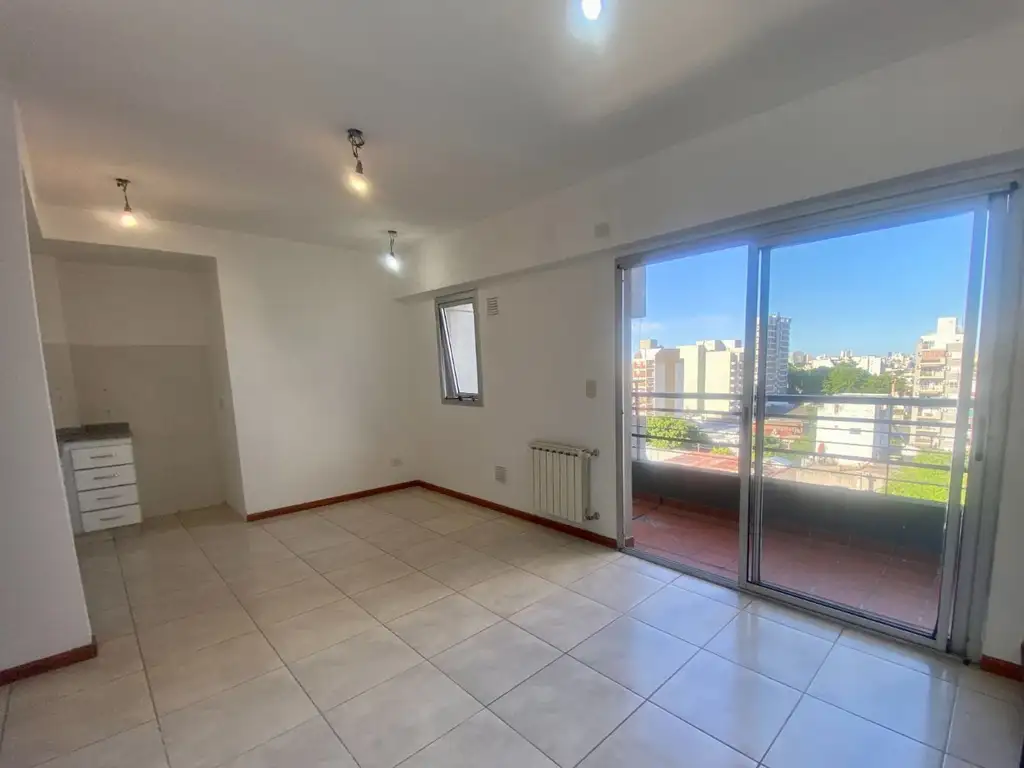 Duplex 2 amb. en venta Villa del Parque c/cochera