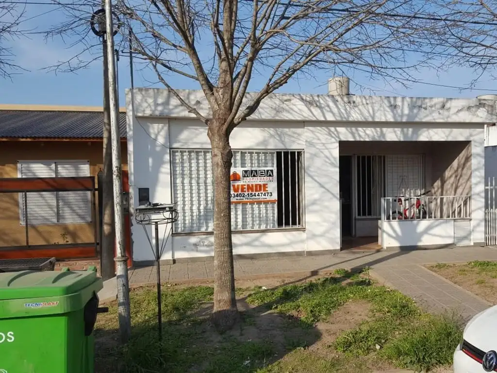 CASA EN CORONEL BOGADO, EXCELENTE UBICACIÓN