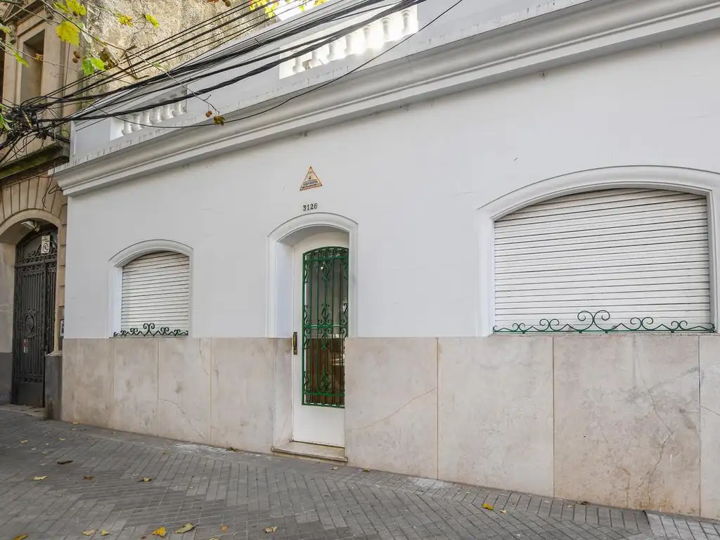 Casa de 2 dormitorios en venta con patio y terraza parrillero Echesortu Rosario Centro